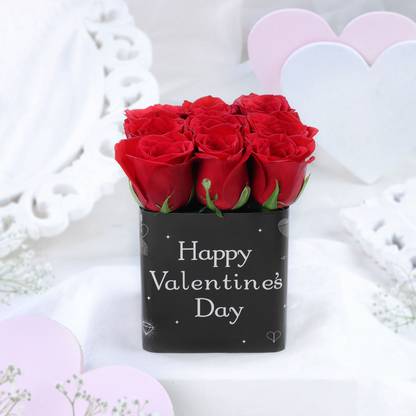FNP Fresh Red Roses Bouquets