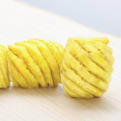Pineapple Peeled Whole Peeled