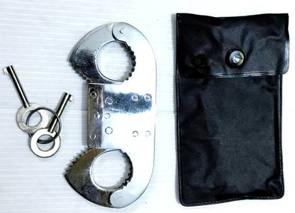 A SARKAR MAGIC WORLD THUMB CUFF ESCAPE MAGIC TRICK / POLICE THUMB HAND CUFF MAGIC GAG ,MAGIC TOY Gag Toy