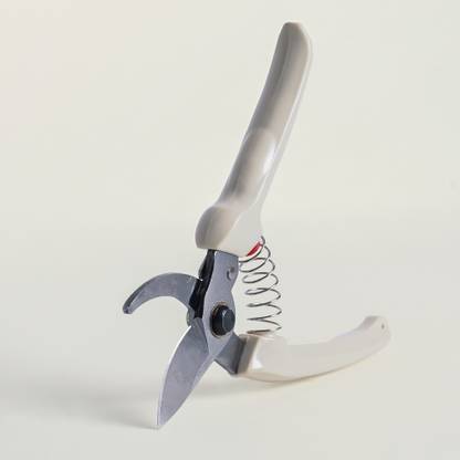 उगाओ Handy Bypass Pruner For Indoor Outdoor and Home Gardening NUG_232 गार्डन टूल किट