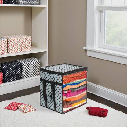 PRAHAN INTERNATIONAL Polka Dot Non-Woven Saree Cover Organizer – 90 GSM Fabric, Transparent Front Window, Double Zipper & Sturdy Handles | Foldable Cloth Storage Box for Wardrobe (50L, Pack of 1) SFXL7773159843003