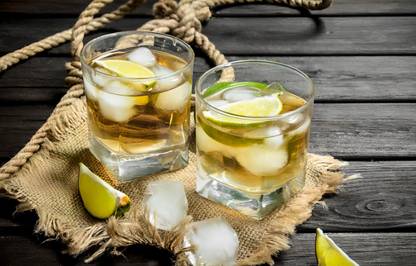 Mittal's (Pack of 6) Glassware Crystal Clear Classic Square Glass Set Water/Juice Glass