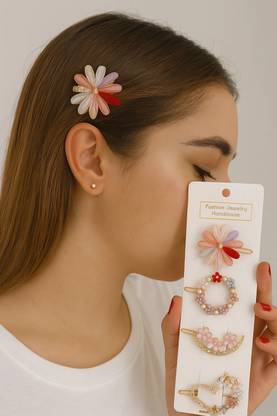 AmazingKarts 4Pcs Korean Style Pearl Rhinestones lock pin for Women Girls Hair Pin