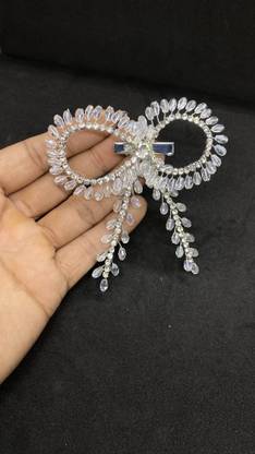 kerav silver coloure hair accessory Hair Stamp