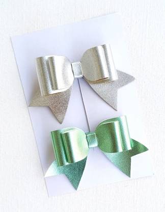 LuvSaa Essentials Metallic Hair bows silver/green|MADE WITH LEATHER/GLITTER SHEET|HANDCRAFTED. Back Pin