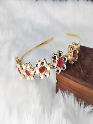 Jewelgenics Parineeti Chopra Inspired Kundan Mathapatti Hair-Band Gold-Plated SheeshPhool Hair Chain