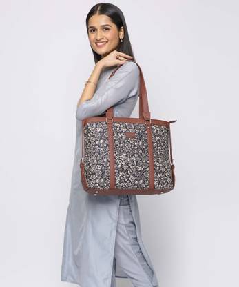 ZOUK Women Multicolor Shoulder Bag