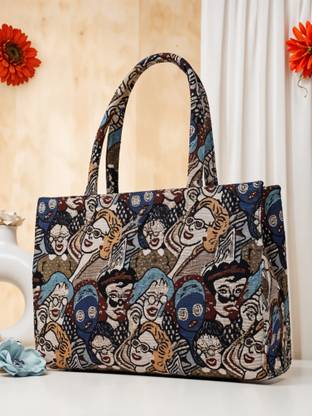 PEARLUXIS Women Multicolor Shoulder Bag