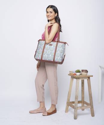 ZOUK Women Blue Shoulder Bag