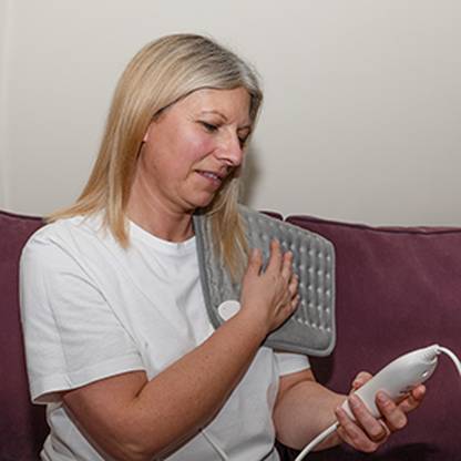 RBS Orthopaedic Lower Back Heat Therapy, Shoulder with 3 Temperature Settings Heating Pad