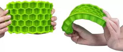Regitx Silicone Ice Cube Tray with 37 Cavity Flexible Hexagon Shape Ice Cube Tray Green Silicone Ice Cube Tray