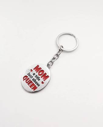 Newview Cute keychain mom a title just above queen Key Chain