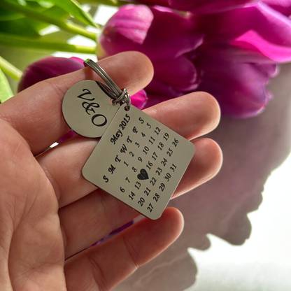 Myurawells Personalised Custom Date Engraved Message & Keychain Birthday Memorial Gift Key Chain
