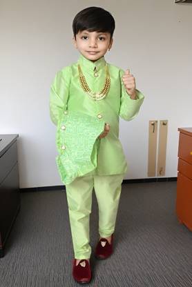 RahatGarments Solid, Embellished Sherwani