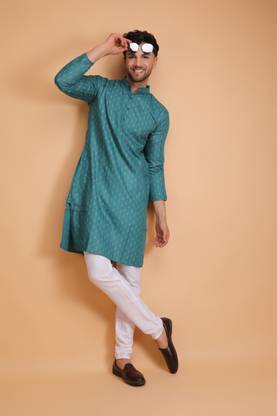 Gajdant Men Kurta Pyjama Set