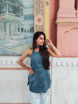 Trends Boutique Women Solid Straight Kurta