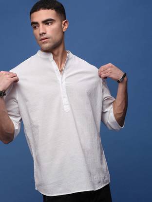 SHOWOFFFF Men Woven Design Straight Kurta