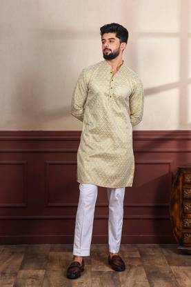 Koshin Men Embroidered Straight Kurta
