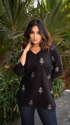 SANGOURI Women Printed Straight Kurta