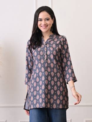 Akshatani Women Printed Tunic Kurta
