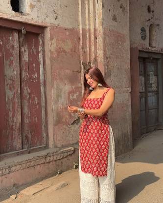SHIRSHA Women Printed Straight Kurta
