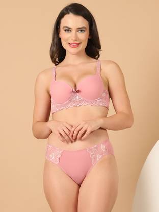 PrettyCat Lingerie Set
