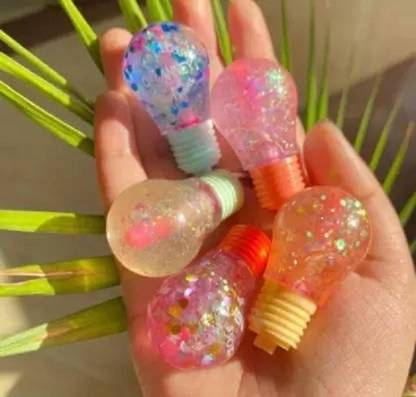 FIVETWENTY Light Bulb Shape Lip Gloss