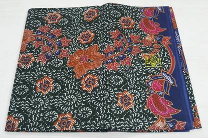 kibs Floral Print Dark Green Lungi