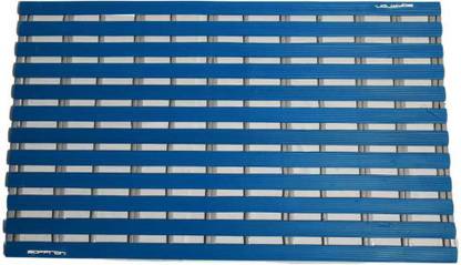 Saffrondecors PVC (Polyvinyl Chloride) Bathroom Mat