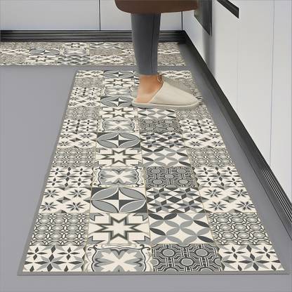 Scilla Rubber Floor Mat