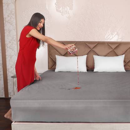 AVI Fitted Double Size Breathable, Stretchable, Waterproof Mattress Cover