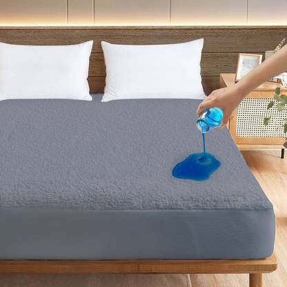 AYKA Fitted King Size Waterproof, Breathable, Stretchable Mattress Cover