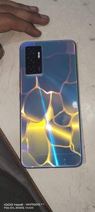 ARMobile Clear looking Mobile Skin