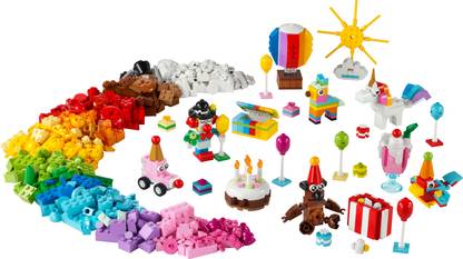 LEGO Classic Creative Party Box (900 Blocks) Model Building Kit