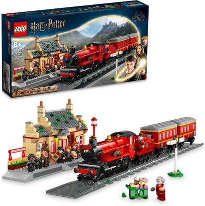 LEGO Harry Potter : Hogwarts Express & Hogsmeade Station (1074 Blocks) Model Building Kit