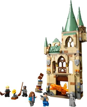 LEGO Harry Potter Hogwarts�: Room of Requirement (587 Blocks) Model Building Kit