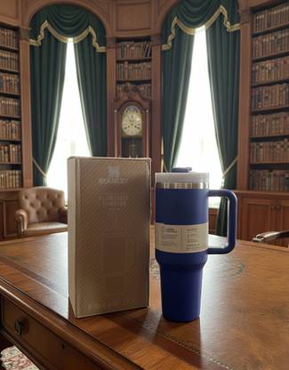 MBTAKSP Trending Quencher FlowState Stainless Steel Tumbler with Straw (Royal Blue) Stainless Steel Tumbler