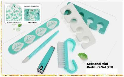 AVON SEASONAL MINT PEDICURE SET NAIL CUTTER SET-AM27