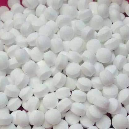 VIVID Naphthalene Balls