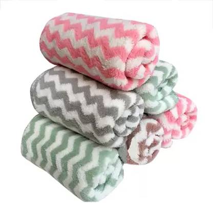 अड़ियल hand & face BABY Napkin /Rumal Cleaning Cloth for kitchen use Wet and Dry बहुरंगी नैपकिन