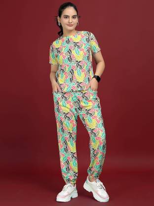 SAKARMAA Women Printed Multicolor Top & Pyjama Set