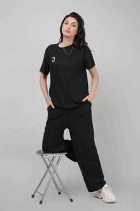 Lugo Women Solid Black Night Suit Set