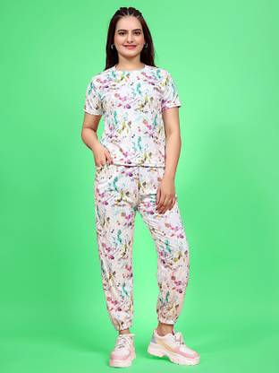 SAKARMAA Women Printed Multicolor Night Suit Set