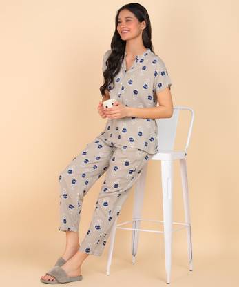 Asami Women Printed Grey Night Suit Set
