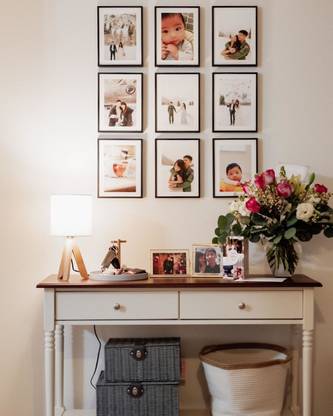 FAMILYVIBES Plastic Wall Photo Frame