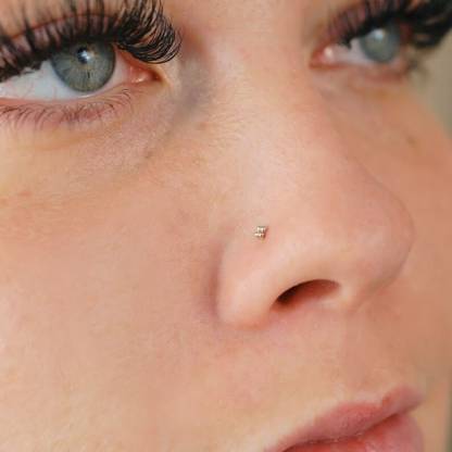 xyzaura Sterling Silver Nose Stud