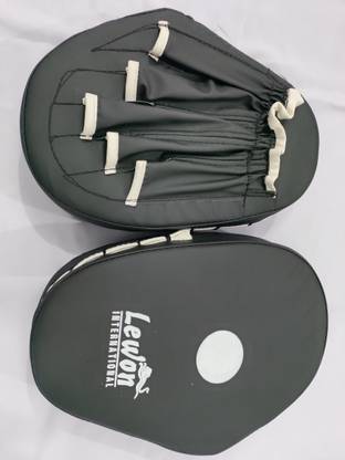 lewon international 1 Small Boys (30 -32 cm) Batting Pad