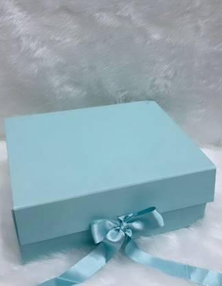 53 Arts Solid Party Box