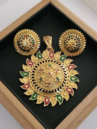 Shree Fashions World Gold-plated Brass Pendant