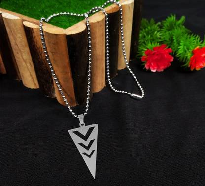 Stylewell Silver Spearpoint Geometric Triangle Arrow Head Design Pendant Locket Necklace Silver Stainless Steel Pendant Set